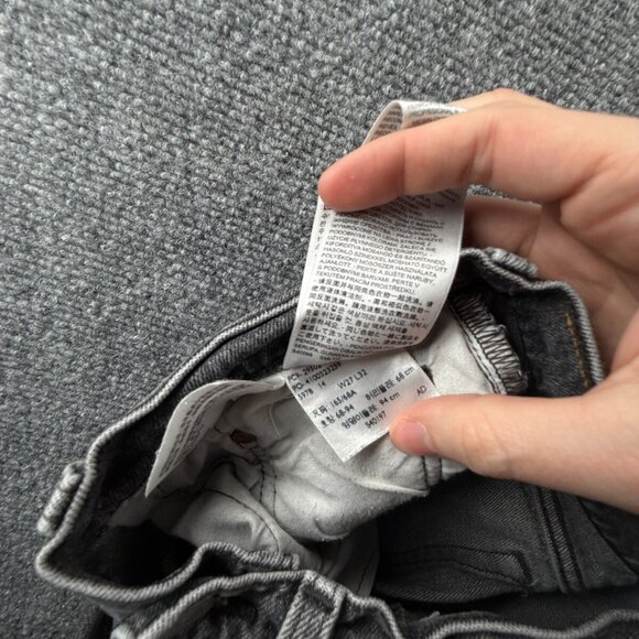 Levi’s 501s Student Women Jeans Charcoal Wash Button Fly Classic ACTL 26X31 - Picture 14 of 15